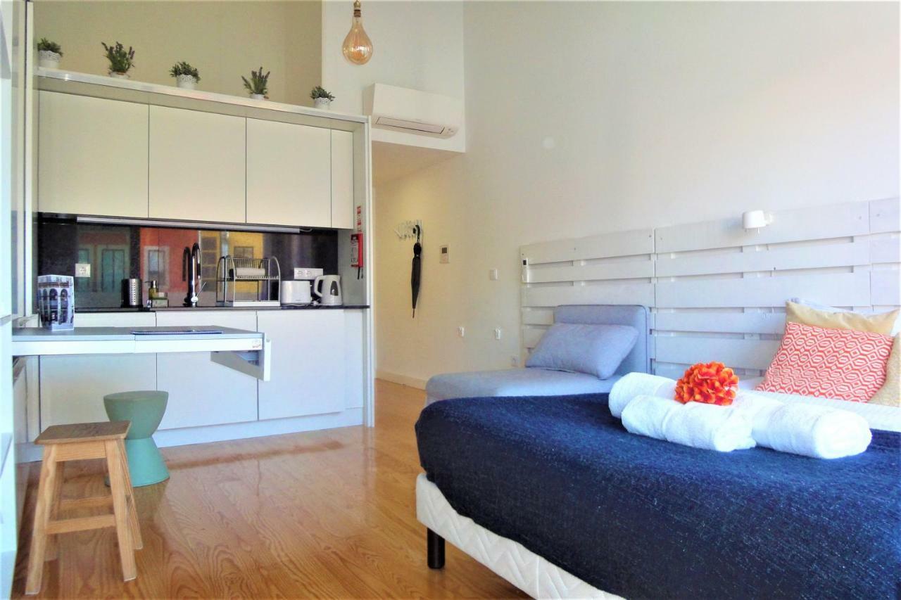 Porto Sunny Terrace Almada Apartment Exterior photo
